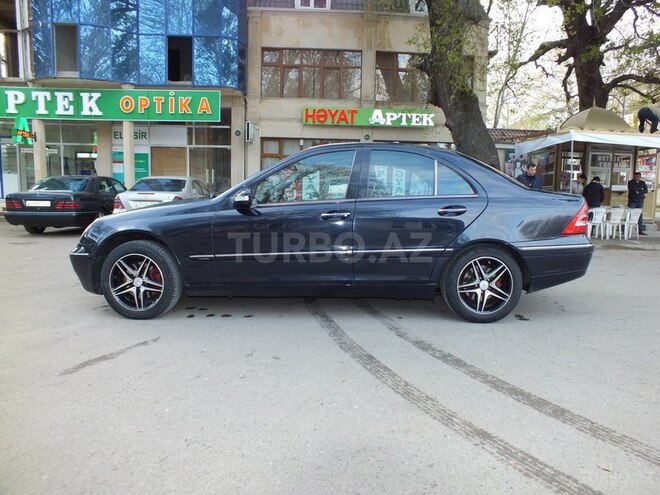 Mercedes C 240 2000, 282,671 km - 2.6 л - Mingəçevir