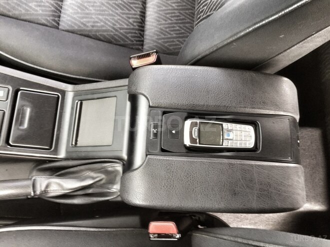 BMW 525 2003, 289,000 km - 2.5 l - Bakı