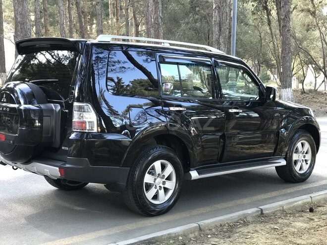 Mitsubishi Pajero 2007, 143,000 km - 3.0 l - Sumqayıt