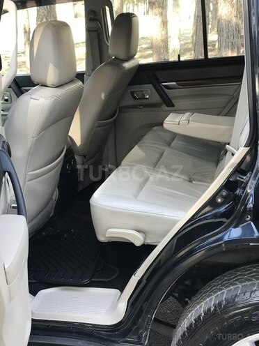 Mitsubishi Pajero 2007, 143,000 km - 3.0 l - Sumqayıt