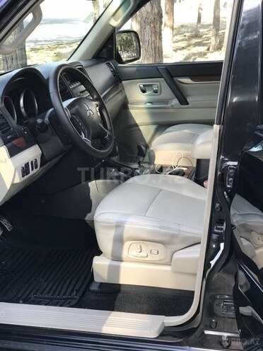 Mitsubishi Pajero 2007, 143,000 km - 3.0 l - Sumqayıt