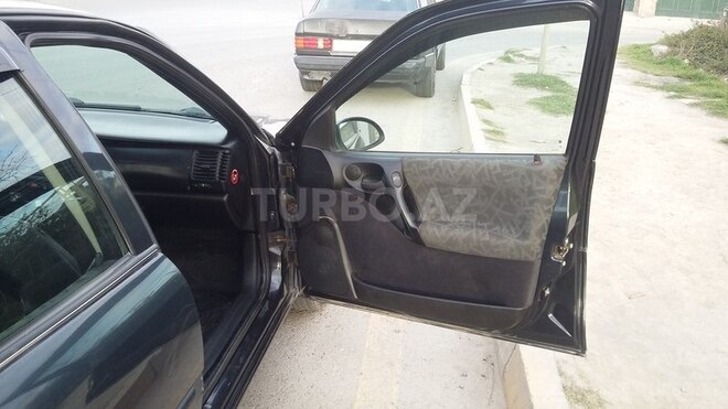 Opel Vectra 1997, 299,680 km - 1.6 l - Sumqayıt