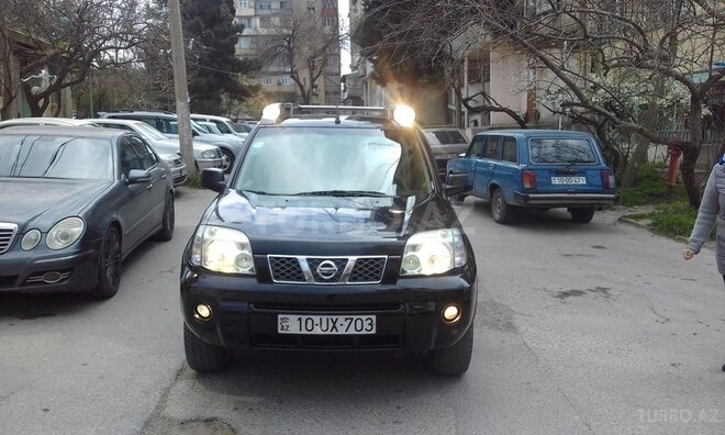 Nissan X-Trail 2006, 268,000 km - 2.5 л - Bakı