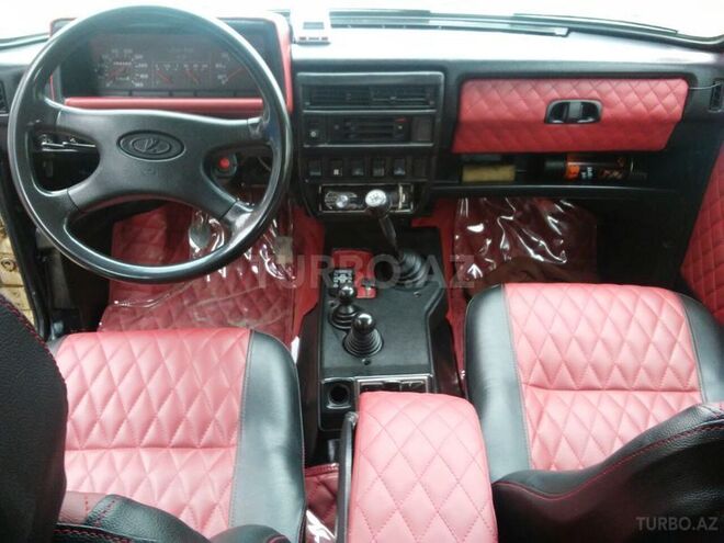 LADA (VAZ) Niva 2005, 15,000 km - 1.7 l - Qusar
