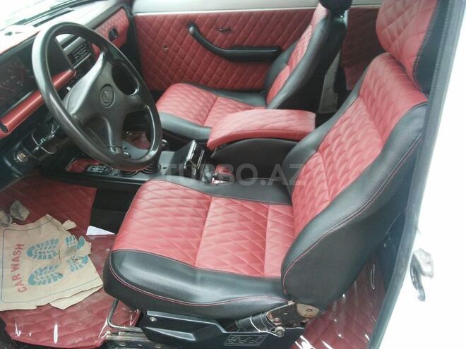 LADA (VAZ) Niva 2005, 15,000 km - 1.7 l - Qusar