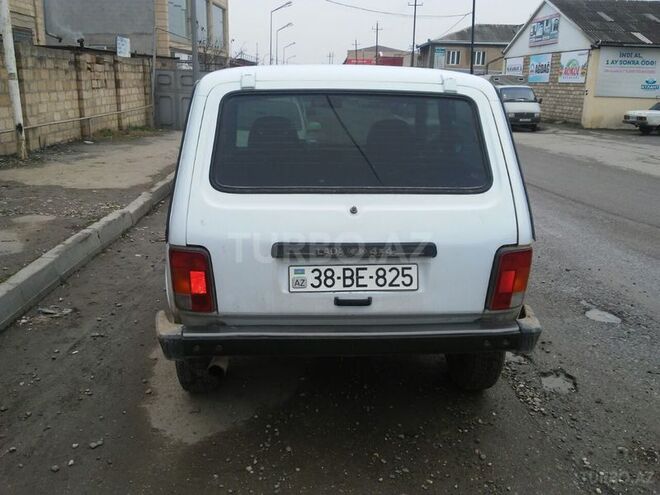 LADA (VAZ) Niva 2005, 15,000 km - 1.7 l - Qusar