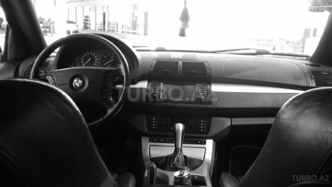 BMW X5 2001, 325,000 km - 4.4 l - Bakı