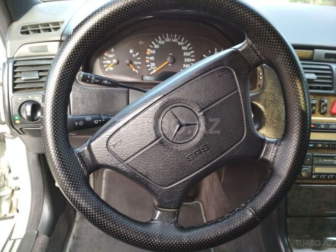 Mercedes E 300 1997, 250,000 km - 3.0 l - Bakı