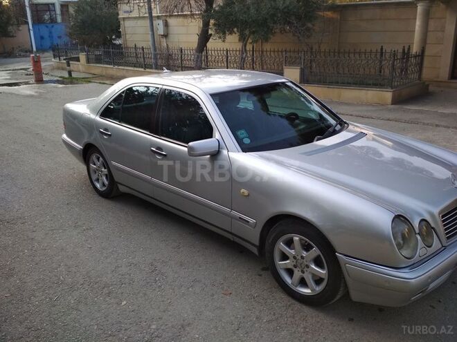 Mercedes E 300 1997, 250,000 km - 3.0 l - Bakı
