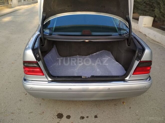 Mercedes E 300 1997, 250,000 km - 3.0 l - Bakı