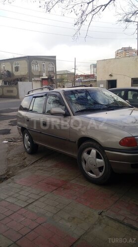 Opel Astra 1996, 331,211 km - 1.6 l - Bakı