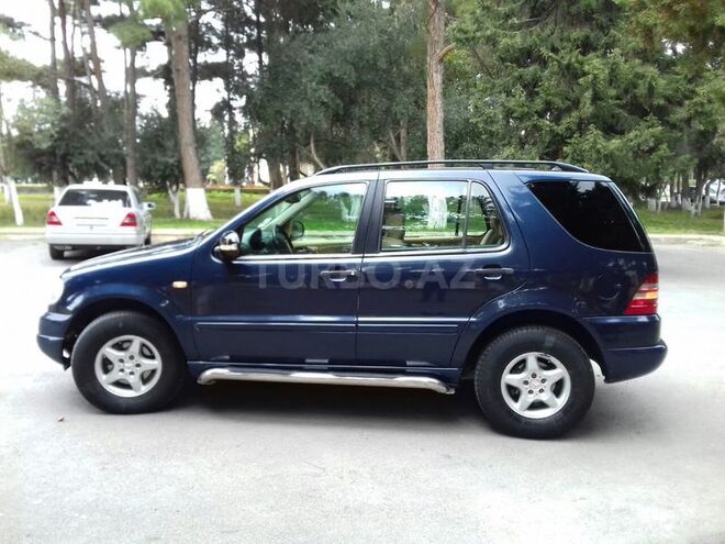 Mercedes ML 320 2000, 210,000 km - 3.2 l - Sumqayıt