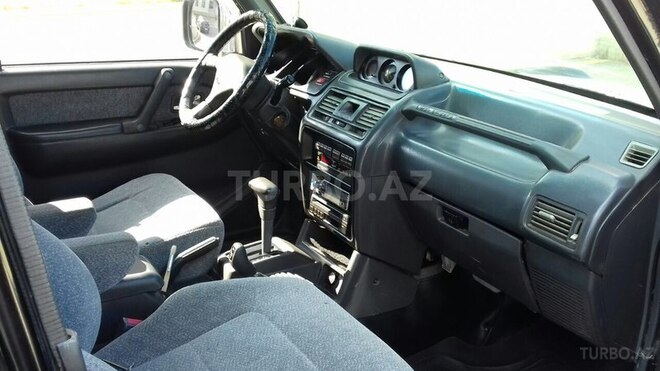 Mitsubishi Pajero 1994, 400,000 km - 2.8 л - Bakı