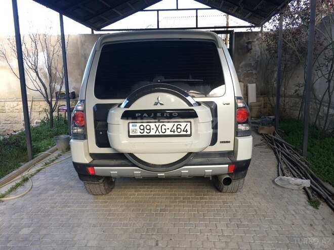 Mitsubishi Pajero 2007, 165,000 km - 3.0 l - Bakı