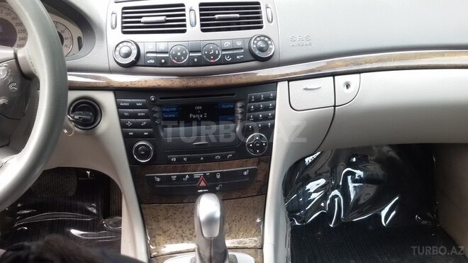 Mercedes E 240 2002, 263,000 km - 2.6 l - Bakı