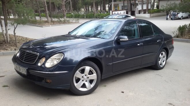 Mercedes E 240 2002, 263,000 km - 2.6 l - Bakı