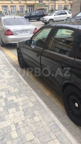 Opel Vectra 1996, 127,000 km - 2.0 l - Bakı