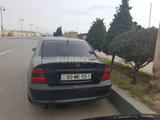 Opel Vectra 1996, 127,000 km - 2.0 l - Bakı
