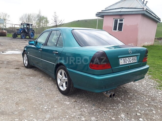 Mercedes C 200 1997, 270,000 km - 0.2 l - Şəki
