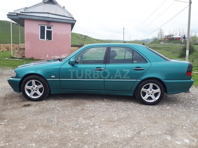 Mercedes C 200 1997, 270,000 km - 0.2 l - Şəki