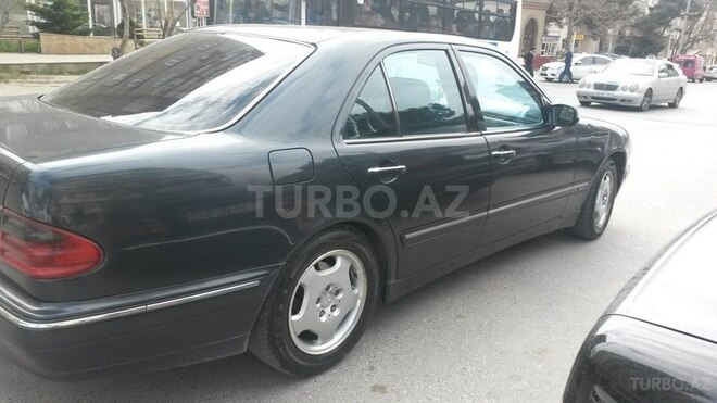 Mercedes E 270 1999, 473,082 km - 2.7 l - Bakı