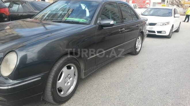Mercedes E 270 1999, 473,082 km - 2.7 l - Bakı