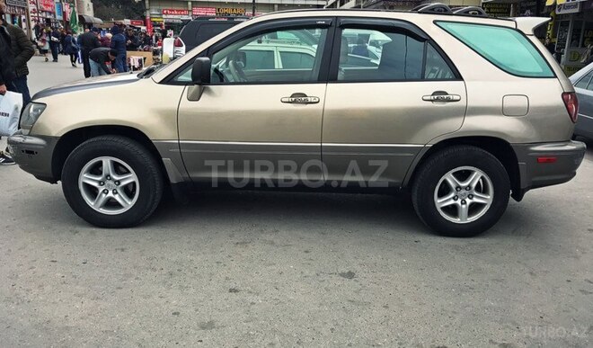 Lexus RX 330 2000, 260,000 km - 3.1 l - Bakı