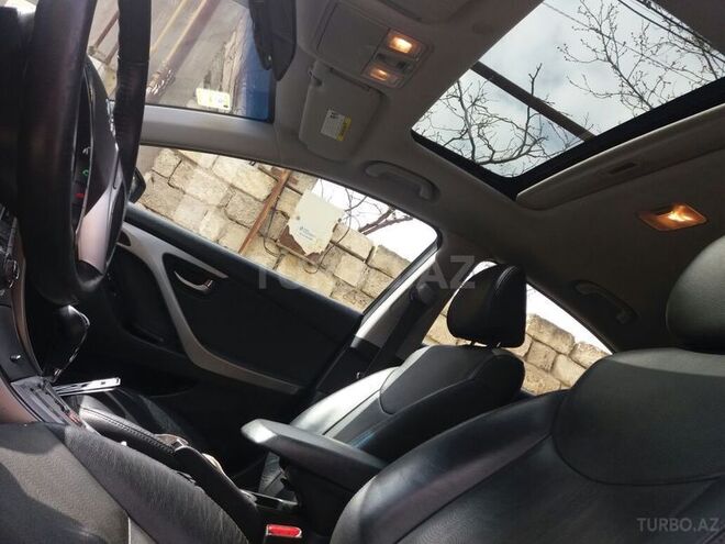Hyundai Elantra 2012, 43,500 km - 1.8 l - Bakı