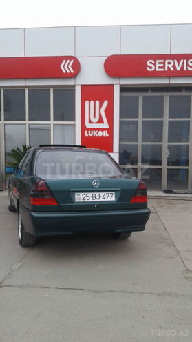 Mercedes C 180 2000, 245,000 km - 1.8 л - Göygöl