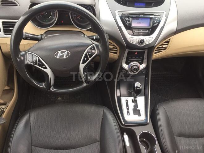 Hyundai Elantra 2011, 150,000 km - 1.8 l - Bakı