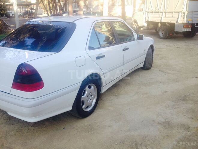 Mercedes C 200 2000, 169,000 km - 2.0 l - Bakı