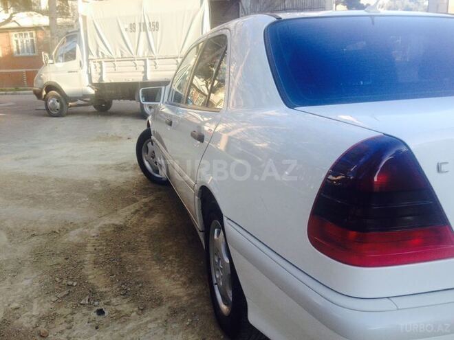 Mercedes C 200 2000, 169,000 km - 2.0 l - Bakı