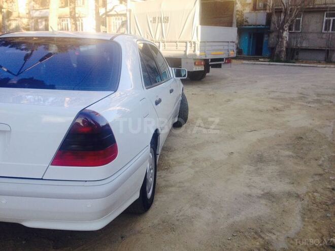 Mercedes C 200 2000, 169,000 km - 2.0 l - Bakı