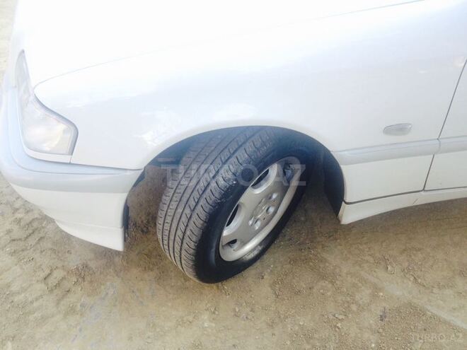 Mercedes C 200 2000, 169,000 km - 2.0 l - Bakı