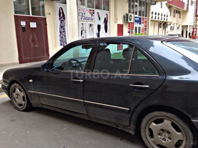 Mercedes E 240 1996, 345,000 km - 2.4 l - Bakı