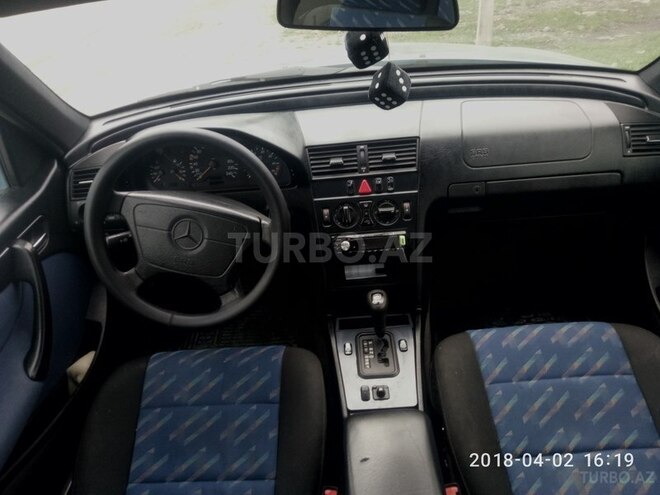 Mercedes C 180 1997, 280,225 km - 0.2 л - Şirvan