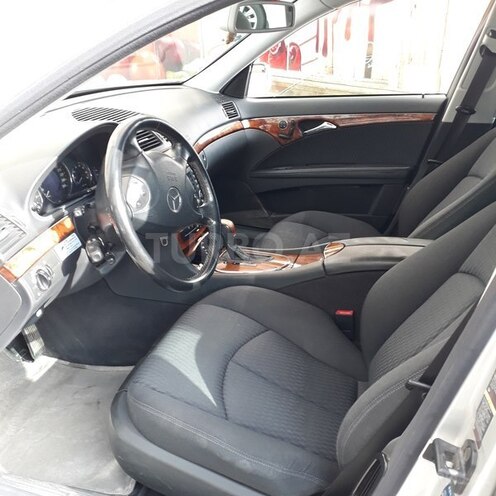 Mercedes E 240 2002, 104,000 km - 2.6 l - Bakı