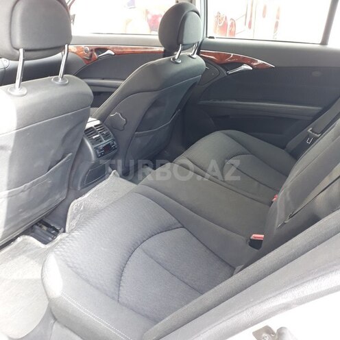 Mercedes E 240 2002, 104,000 km - 2.6 l - Bakı