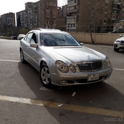 Mercedes E 240 2002, 104,000 km - 2.6 l - Bakı