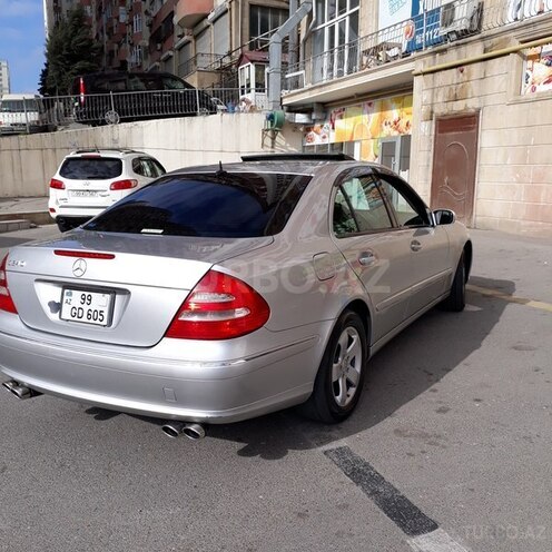 Mercedes E 240 2002, 104,000 km - 2.6 l - Bakı