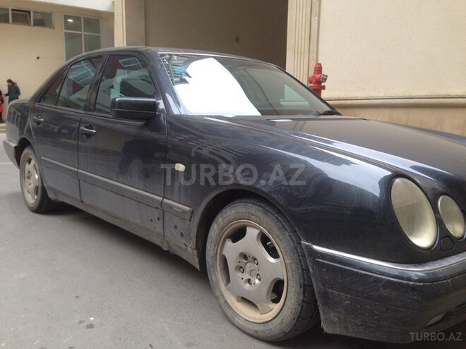 Mercedes E 240 1997, 347,000 km - 2.8 л - Bakı