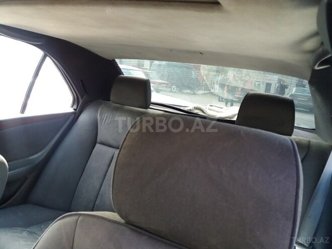 Mercedes E 230 1995, 346,456 km - 2.3 l - Bakı