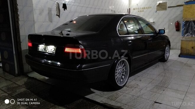 BMW 525 2001, 230,000 km - 2.5 l - Bakı