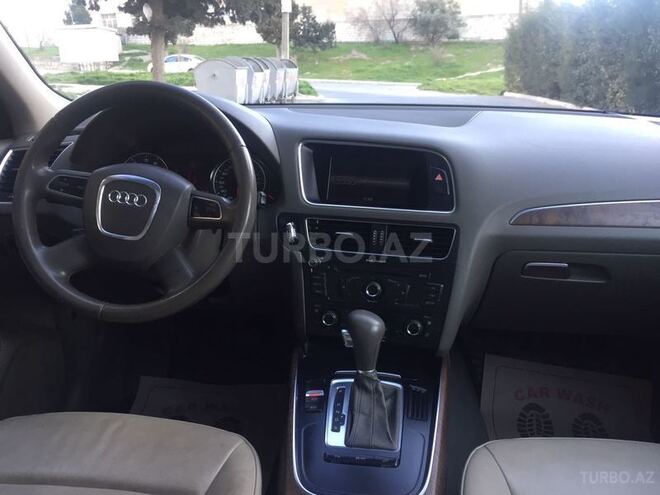 Audi Q5 2011, 103,000 km - 2.0 l - Bakı