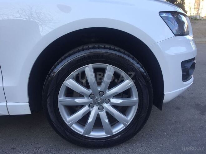 Audi Q5 2011, 103,000 km - 2.0 l - Bakı