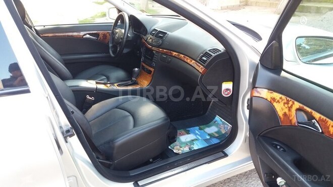 Mercedes E 220 2008, 182,000 km - 2.2 l - Bakı