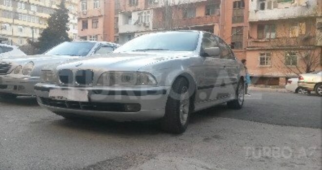 BMW 523 1996, 283,460 km - 2.5 l - Bakı