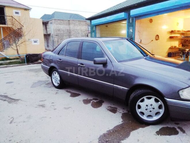 Mercedes C 180 1995, 330,000 km - 1.8 l - Bakı