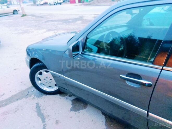 Mercedes C 180 1995, 330,000 km - 1.8 l - Bakı