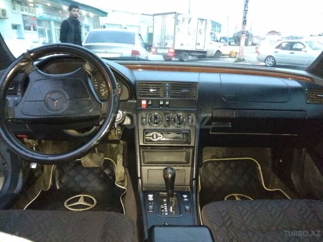 Mercedes C 180 1995, 330,000 km - 1.8 l - Bakı